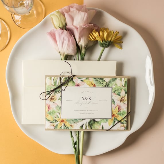 招待状手作りの新しいカタチ「favori クラウド」｜ボタニカル イエロー